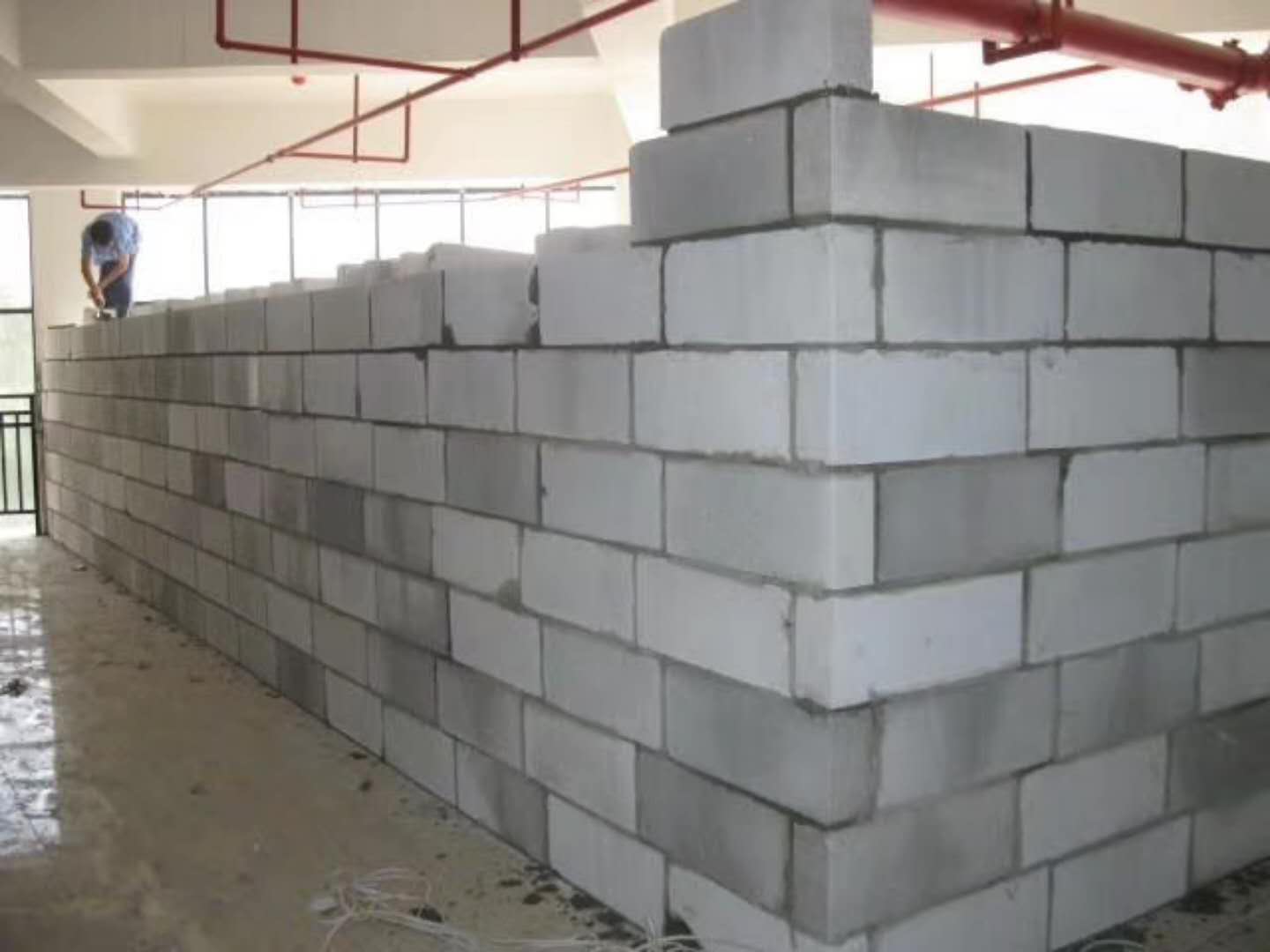 久治蒸压加气混凝土砌块承重墙静力和抗震性能的研究